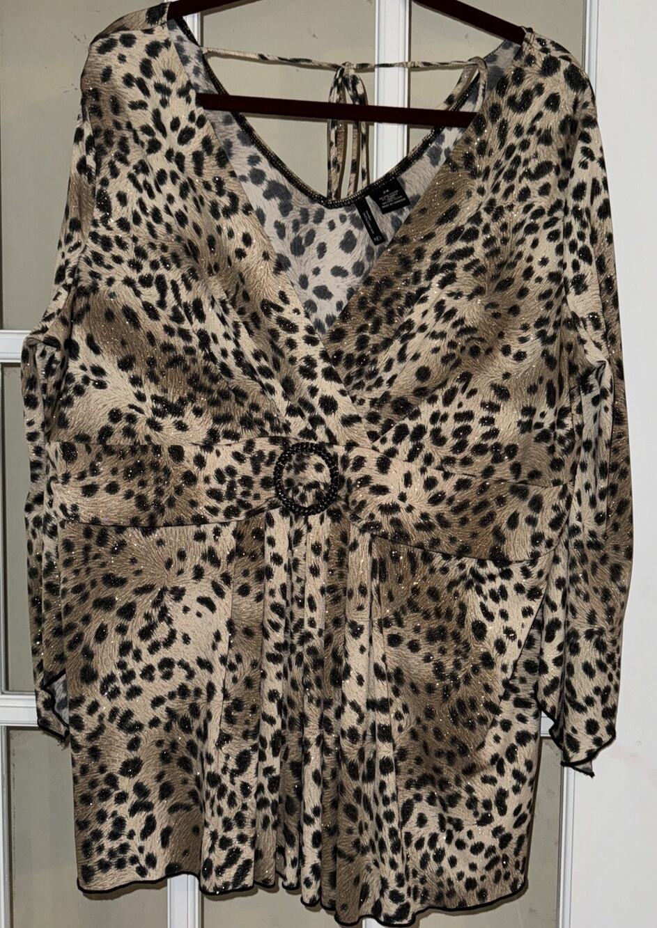 New Directions womens 2X Cheetah Print wrapped Blouse unique